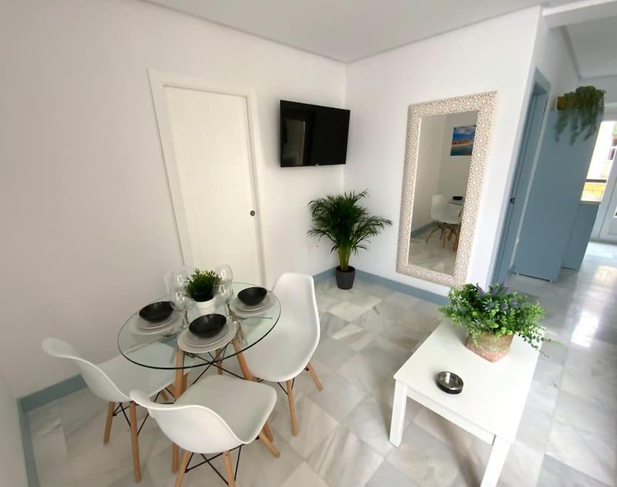 My Home In Triana, Luminoso Y Acogedor Apartamento Sevilla Exteriör bild